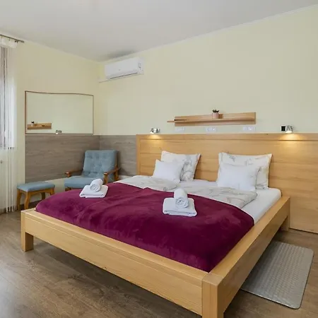 Apartment Acs *